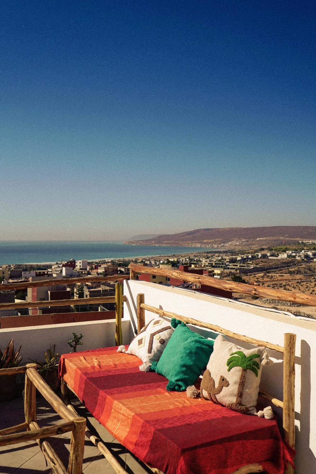 Wild Surf Morocco Bed & Breakfast Tamraght Bagian luar foto