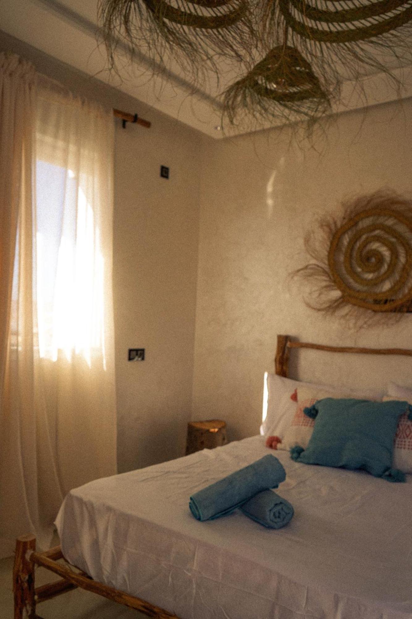 Wild Surf Morocco Bed & Breakfast Tamraght Bagian luar foto